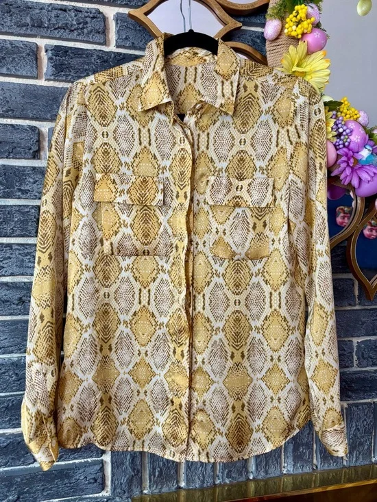Yellow Snake-Print Button-Front Shirt - Picture 3 of 6